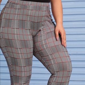 Highwaisted plaid pants